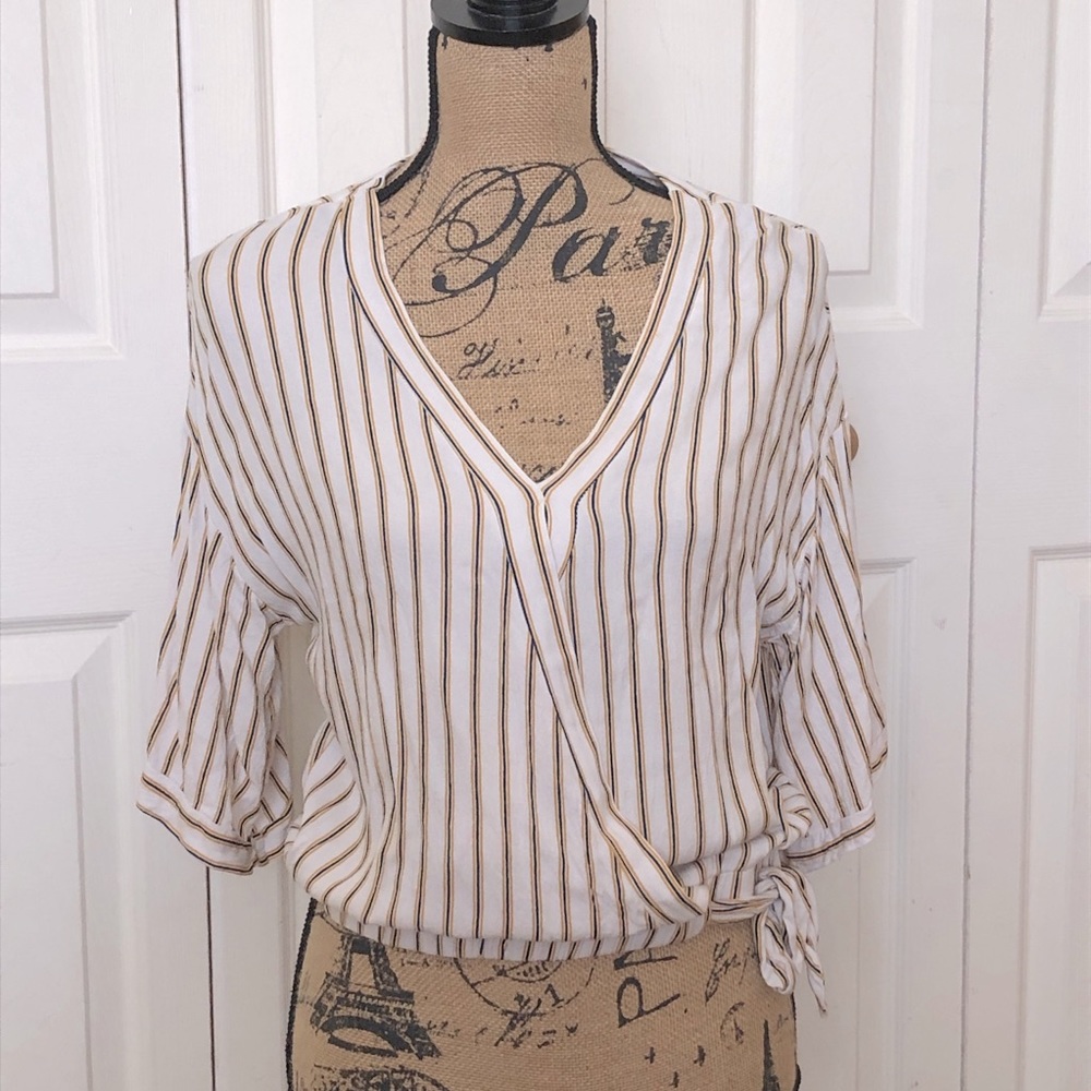 Urban Romantics white striped crop-waisted top